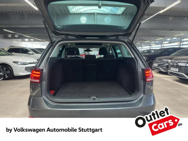 Volkswagen Golf VII Variant 2.0 TDI Highline DSG Navi P-Dach