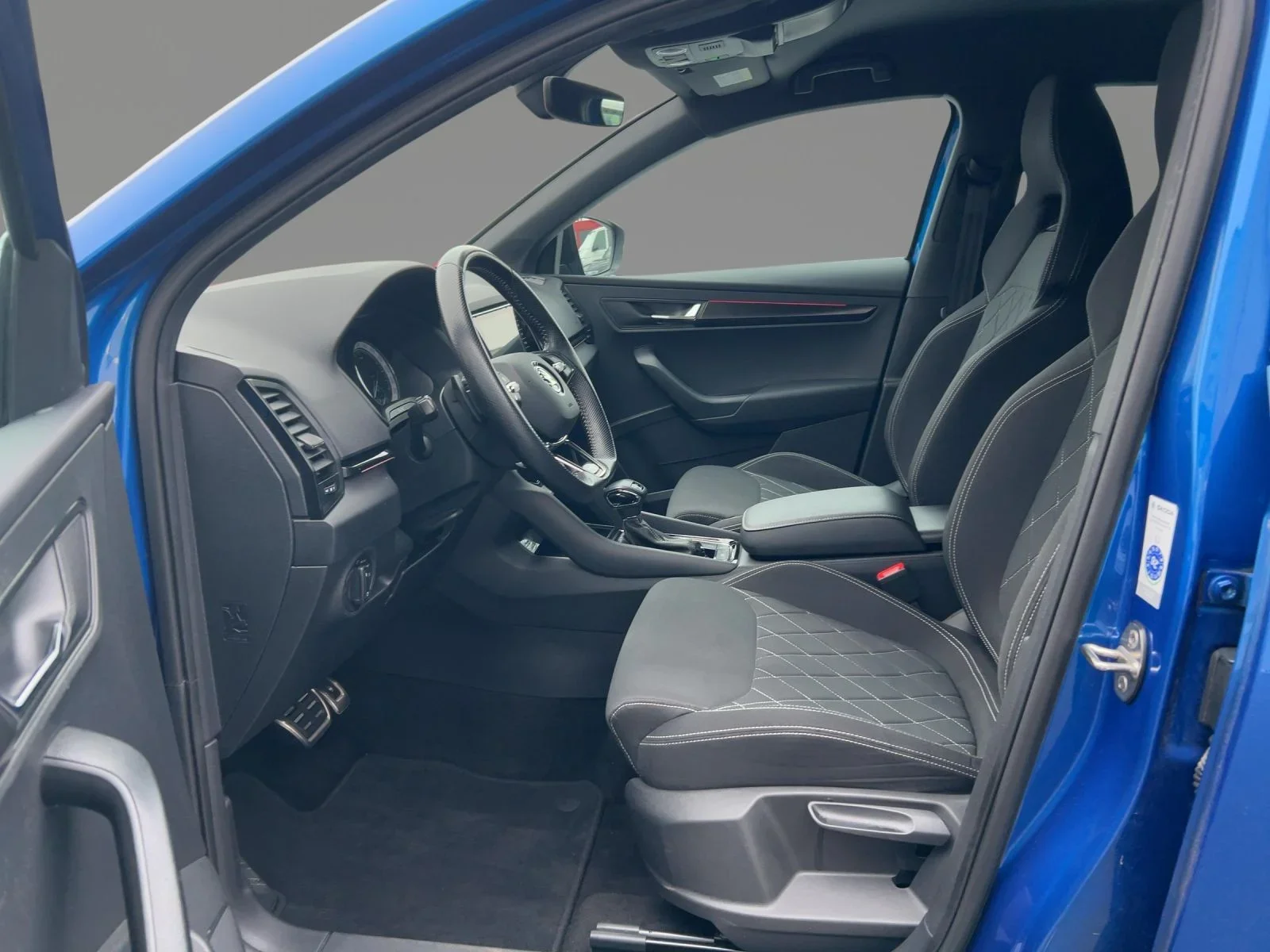 Škoda Karoq Sportline 2.0 TSI DSG 4x4 LED NAVI DAB 19"